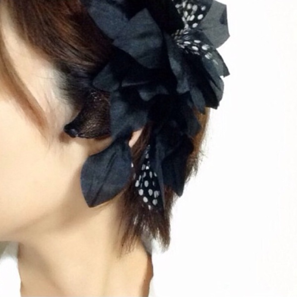 Colette Malouf Black‎ Swan Headband